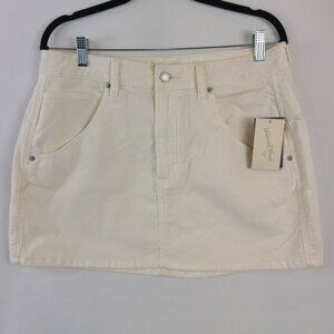 NWT Universal Thread Cream Corduroy Mini Skirt Size 10 Womens